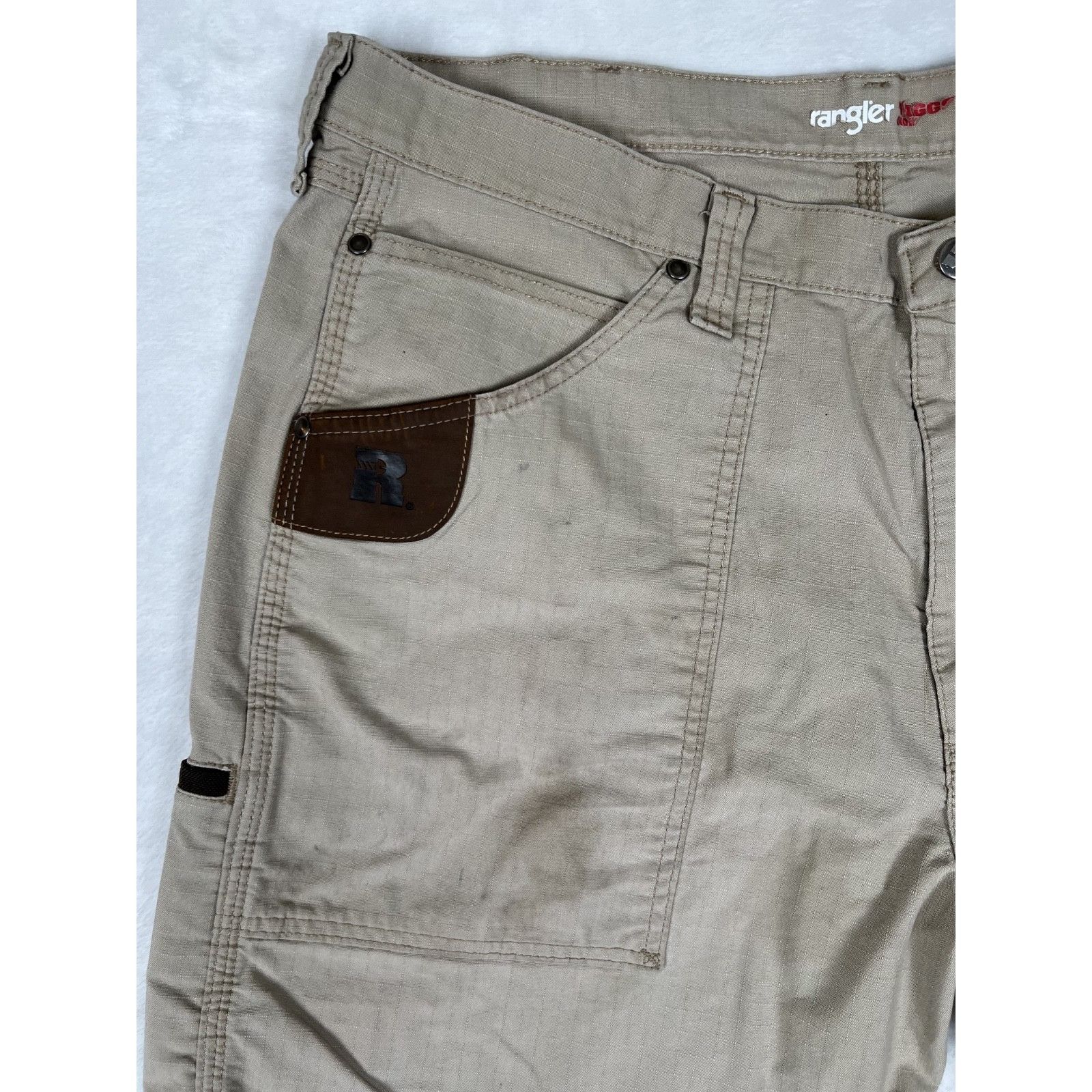 Wrangler Wrangler Riggs Workwear Beige Khaki Carpenter Shorts Size Size US 38 / EU 54 - 2 Thumbnail