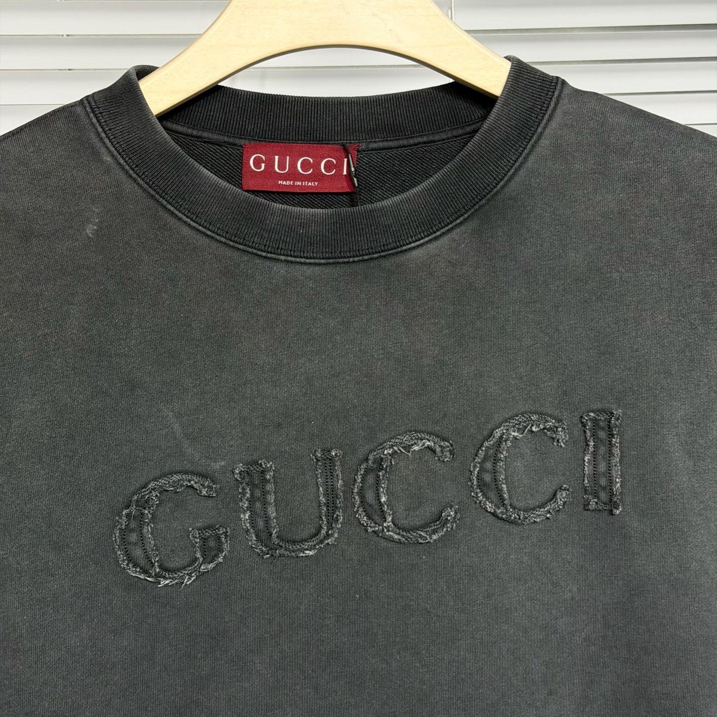 Gucci Gucci M Logo Embroidered Sweatshirt Size US M / EU 48-50 / 2 - 3 Thumbnail
