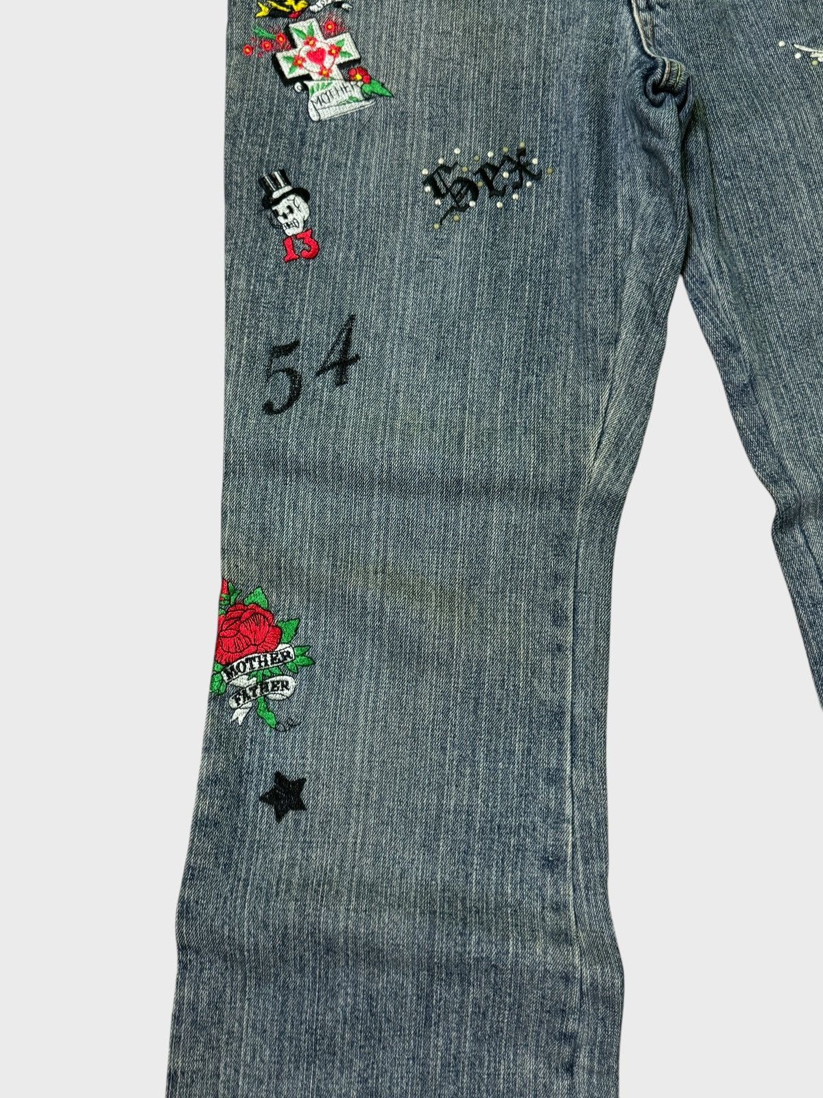 Hysteric Glamour FLARED SEMANTIC DESIGN CROSS EMBROIDERED STYLE DENIM Size US 31 - 7 Thumbnail