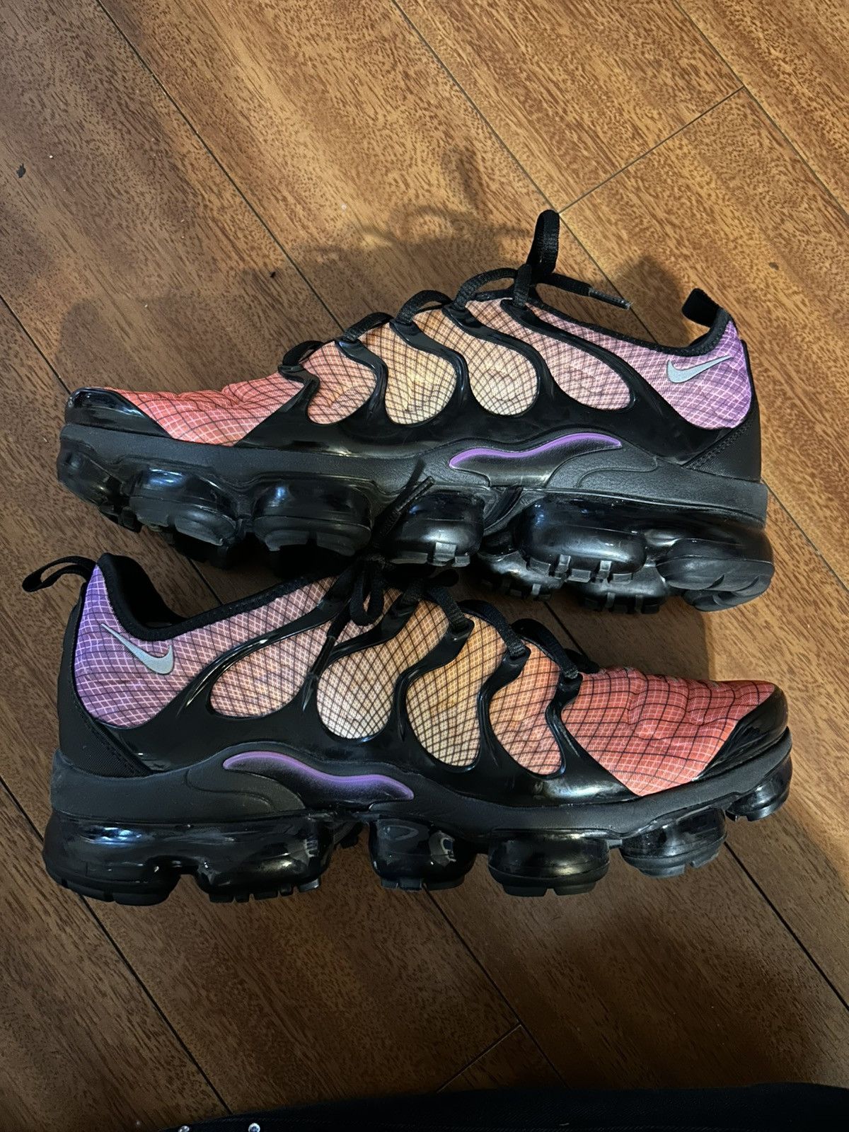 Nike Nike Air VaporMax Plus Sunset Grid Size US 11 / EU 44 - 5 Thumbnail
