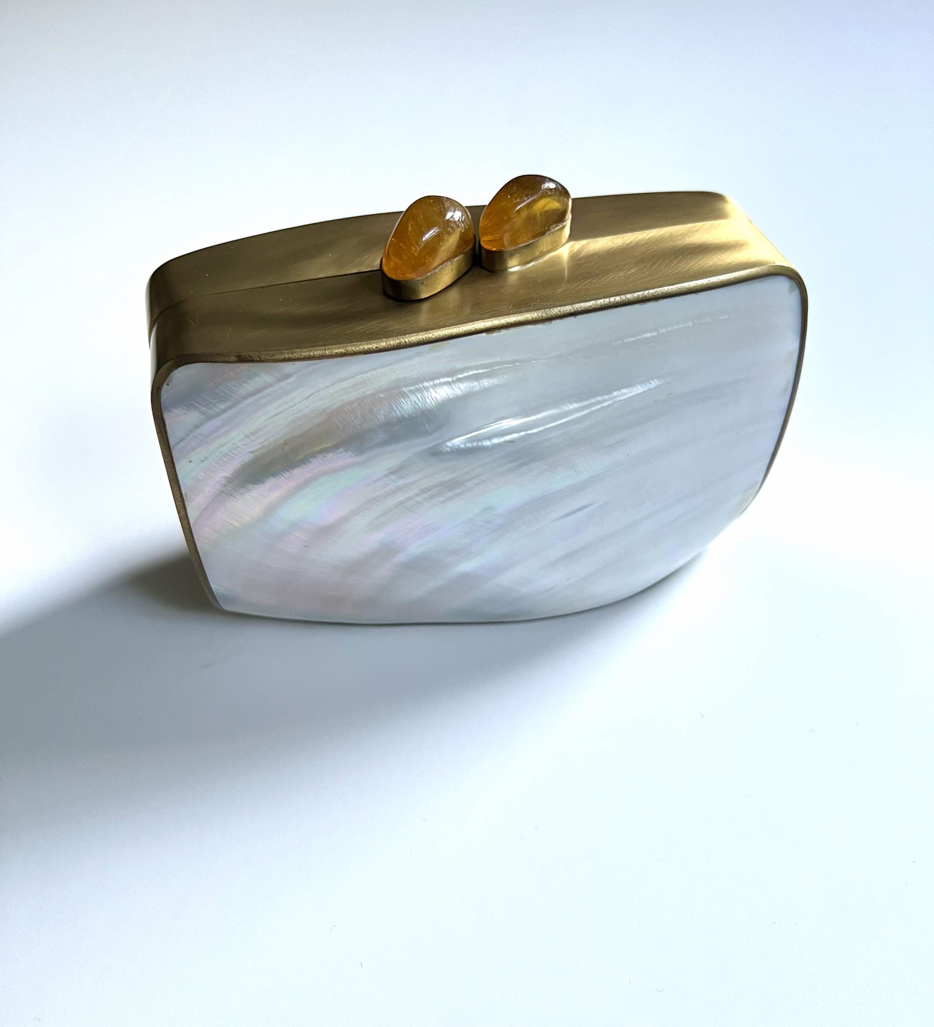 Vintage Vintage Celestina Mother of Pearl Clutch Size ONE SIZE - 2 Thumbnail