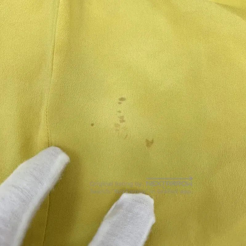Chanel Chanel Yellow Silk Women's Shirt . Size XS / US 0-2 / IT 36-38 - 8 Thumbnail