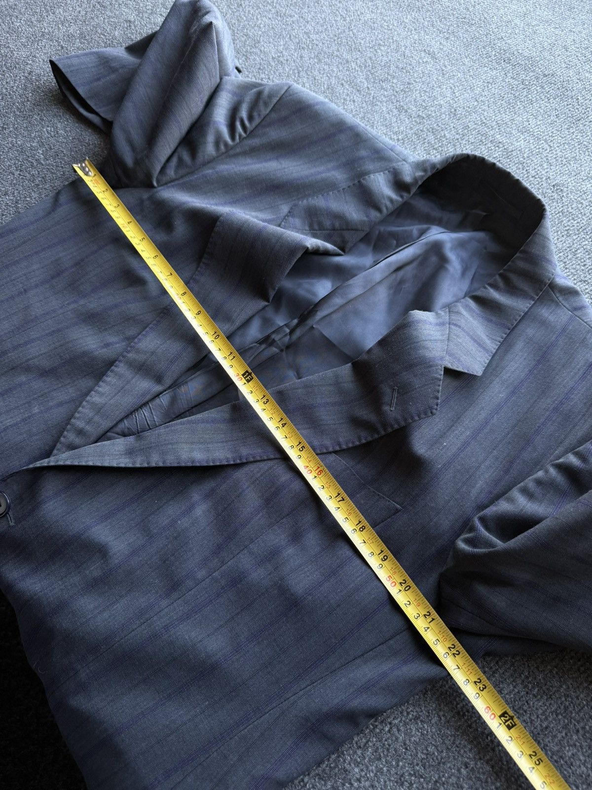 Hugo Boss 00s Hugo Boss Wool Blazer Pinstripe Grey Jacket Classic Fit Size 42R - 21 Thumbnail
