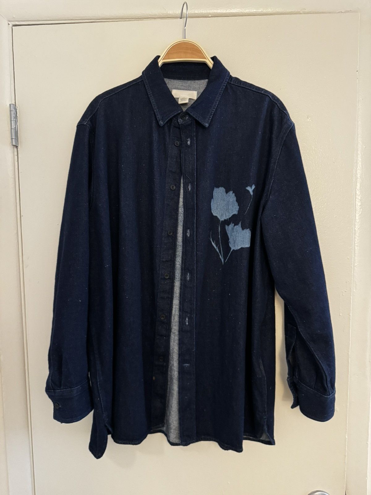 Cos Floral Laser Printed Denim Shirt Size US M / EU 48-50 / 2 - 1 Thumbnail