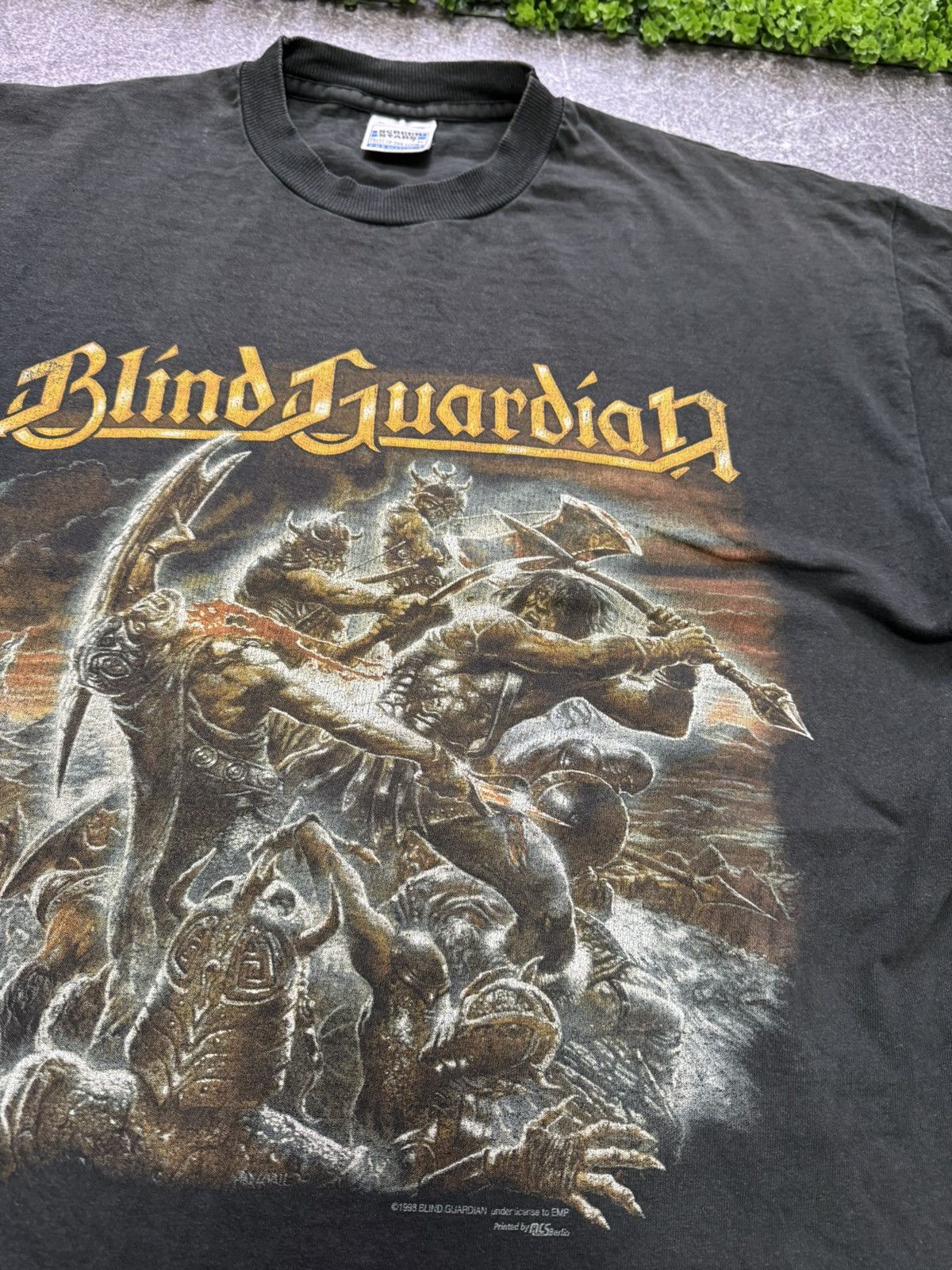 Band Tees Rare Vintage Blind Guardian t shirt 1998 Metal Band Faded Size US XL / EU 56 / 4 - 12 Thumbnail
