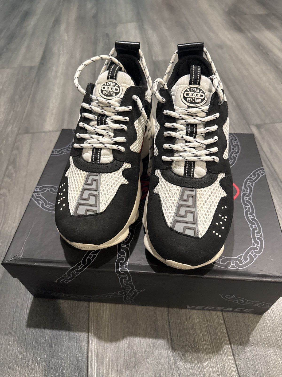 Versace Versace Chain reaction sneakers Size US 10 / EU 43 - 5 Thumbnail