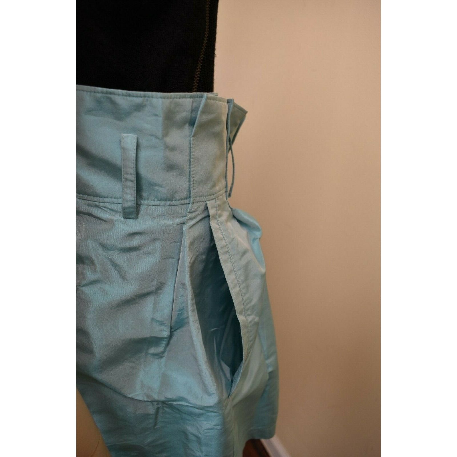 Balenciaga BALENCIAGA TURQUOISE SILK BERMUDA SHORTS SKIRT 36 $895 ITALY Size 36" / US 14 / IT 50 - 7 Thumbnail