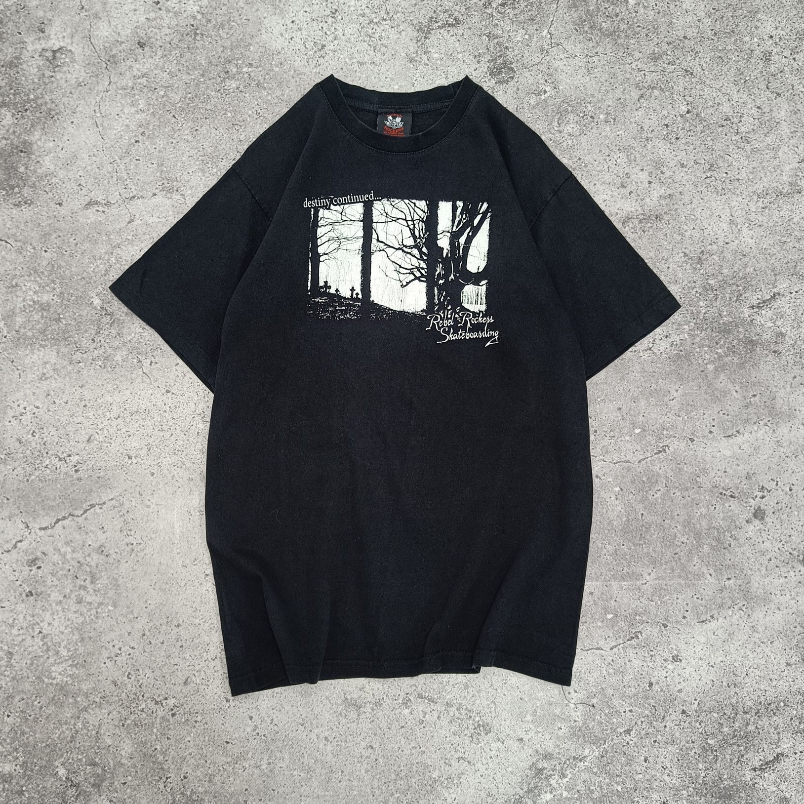 Santa Cruz Skateboards × Vintage vintage Rebel skateboarding cemetary print y2k Size US S / EU 44-46 / 1 - 1 Thumbnail