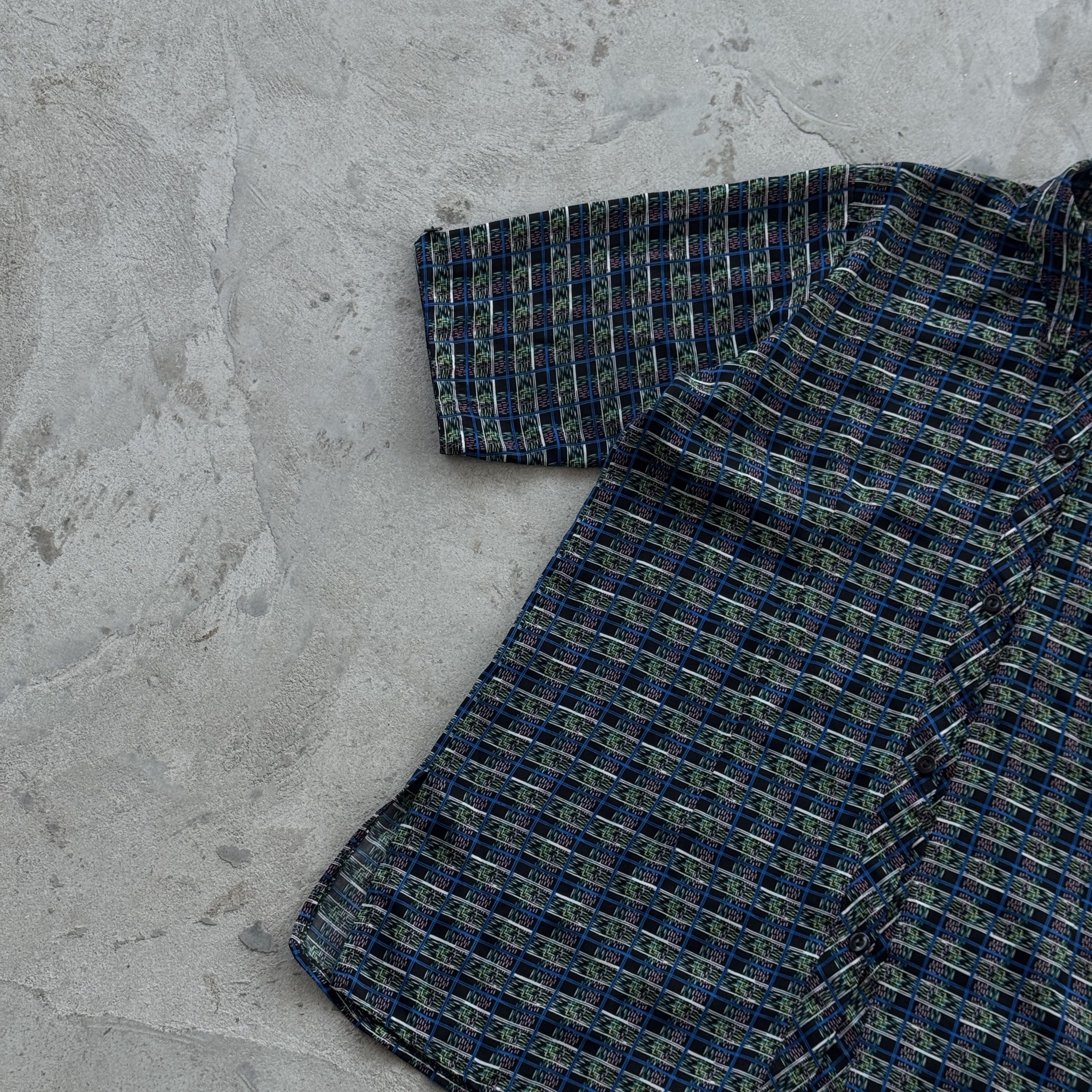 Yves Saint Laurent Vintage 90s Yves Saint Lauren Short Sleeve Button Ups Shirt Size US XL / EU 56 / 4 - 3 Thumbnail