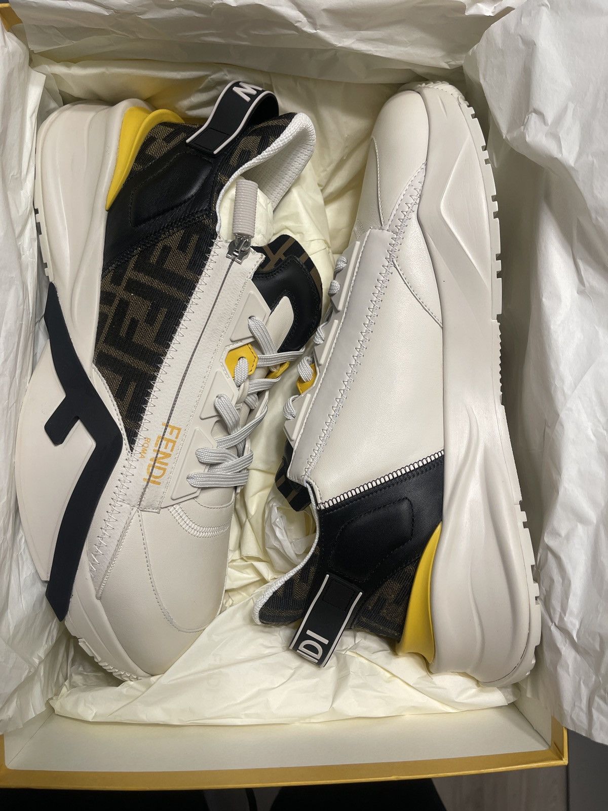 Fendi Fendi Flow Sneakers Size US 13 / EU 46 - 1 Thumbnail
