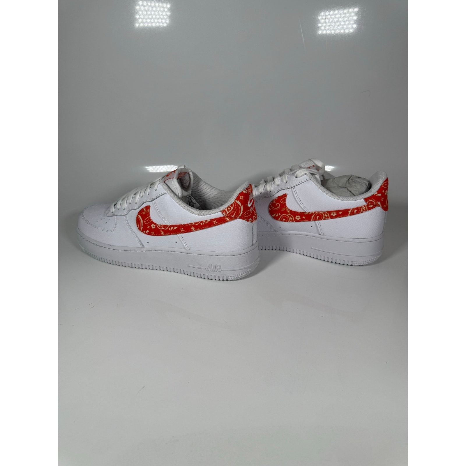 Nike Women’s Air Force 1 paisley orange rush DJ9942-102 size 12 Size US 12 / IT 42 - 5 Thumbnail