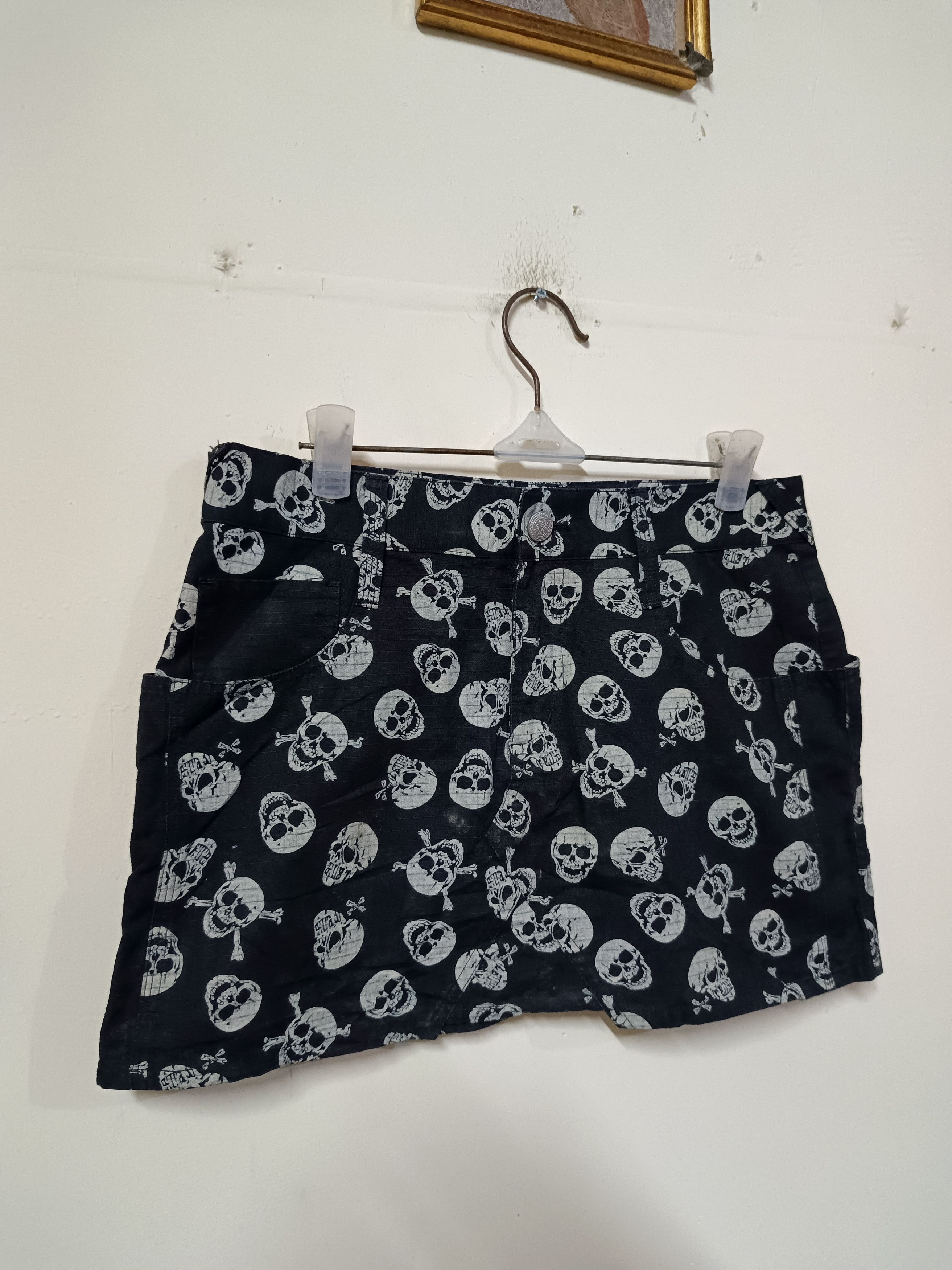 Japanese Brand Cantwo aop skull mini skirt Size 28" / US 6 / IT 42 - 2 Thumbnail