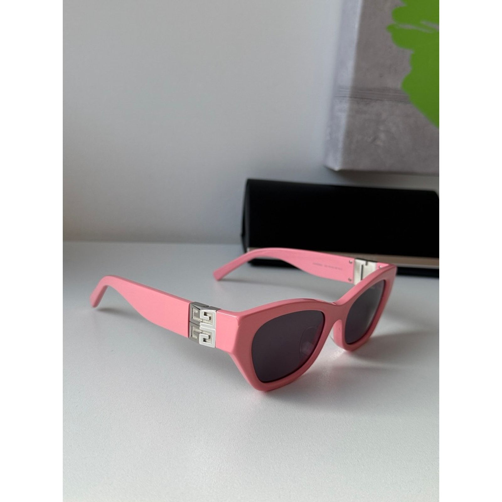 Givenchy NEW Givenchy GV40080U Cat Eye Pink Sunglasses Size ONE SIZE - 4 Thumbnail