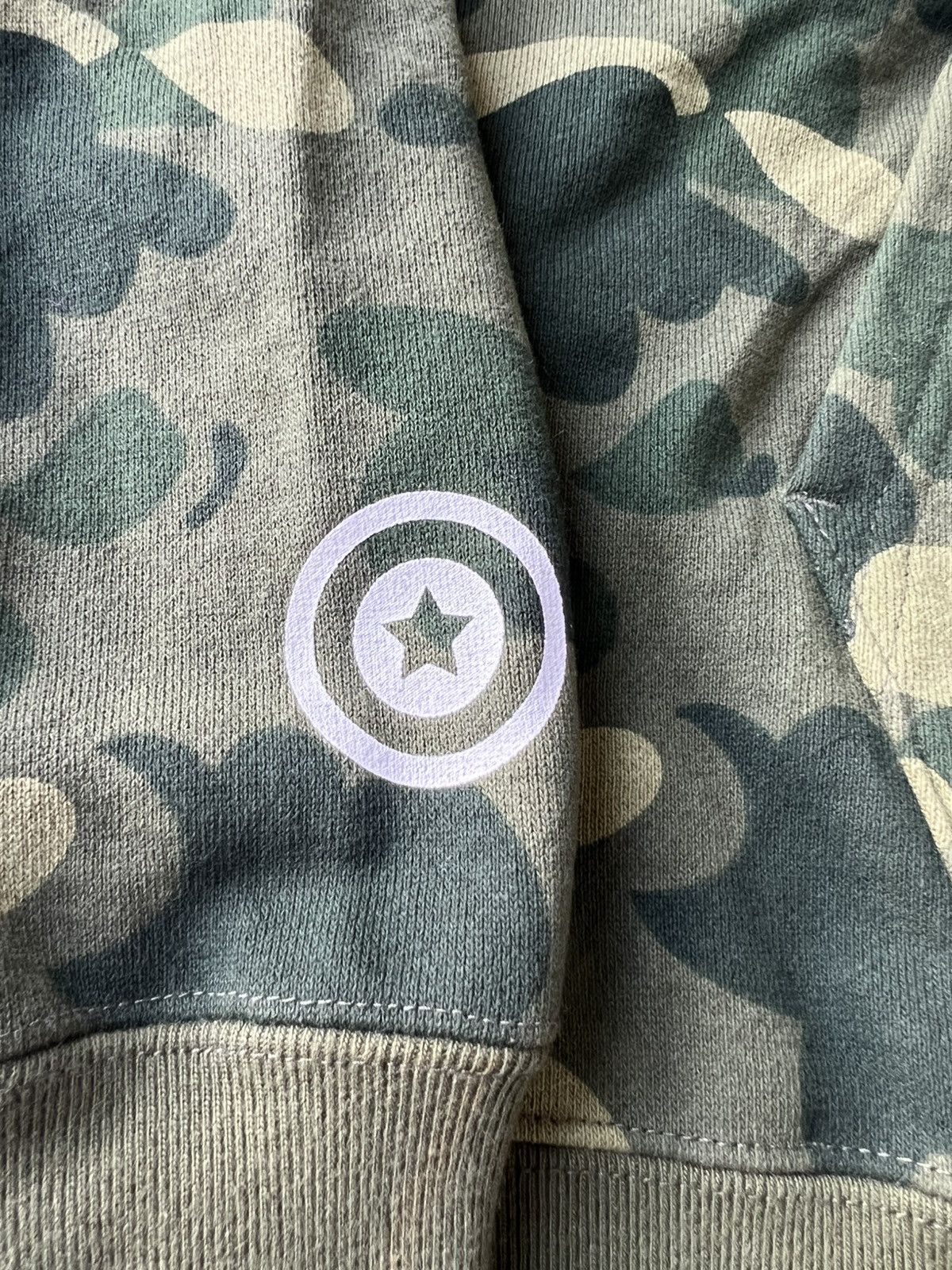 Bape FW22 BAPE Camo Color Green Purple Shark Full Zipper Hoodie Size US L / EU 52-54 / 3 - 6 Thumbnail