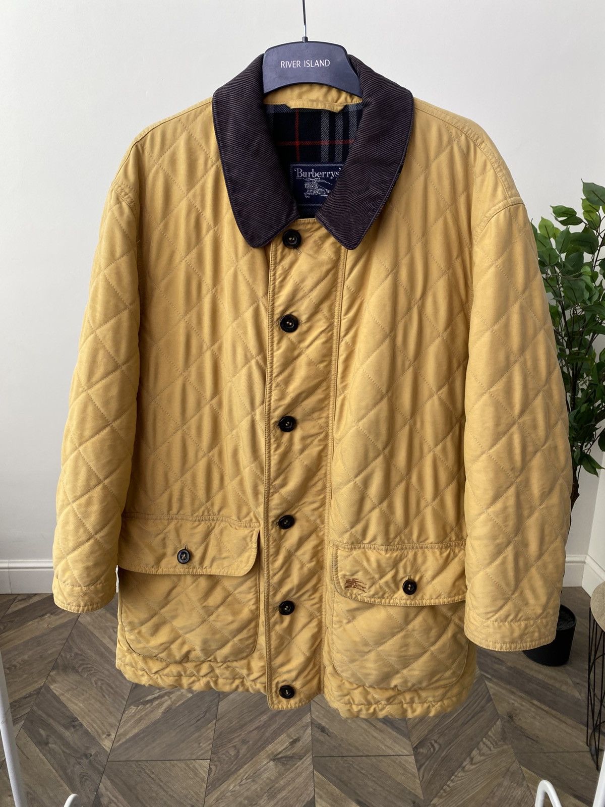 Burberry Vintage Burberry Nova Check Quilted Yellow Jacket Size US L / EU 52-54 / 3 - 1 Thumbnail