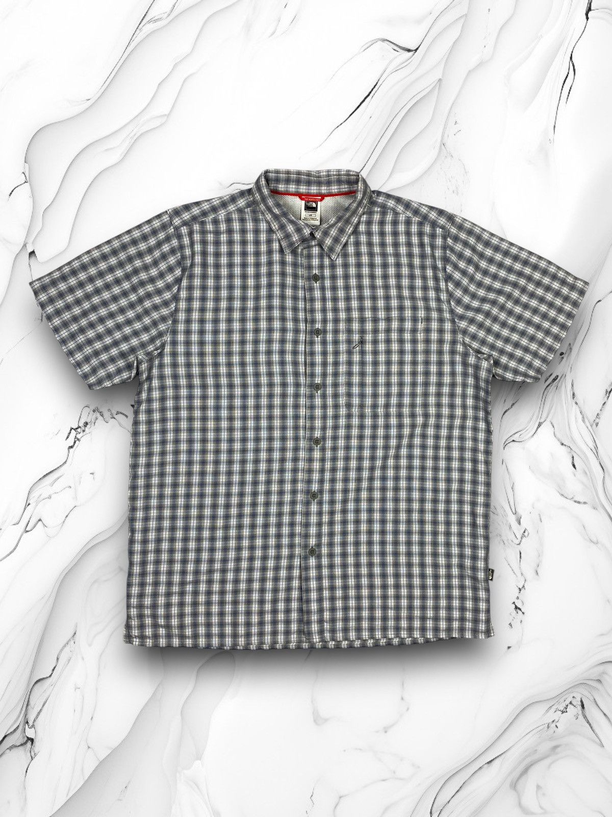 The North Face The North Face GorpCore Short Sleeve Button Up Shirt Size US L / EU 52-54 / 3 - 1 Thumbnail