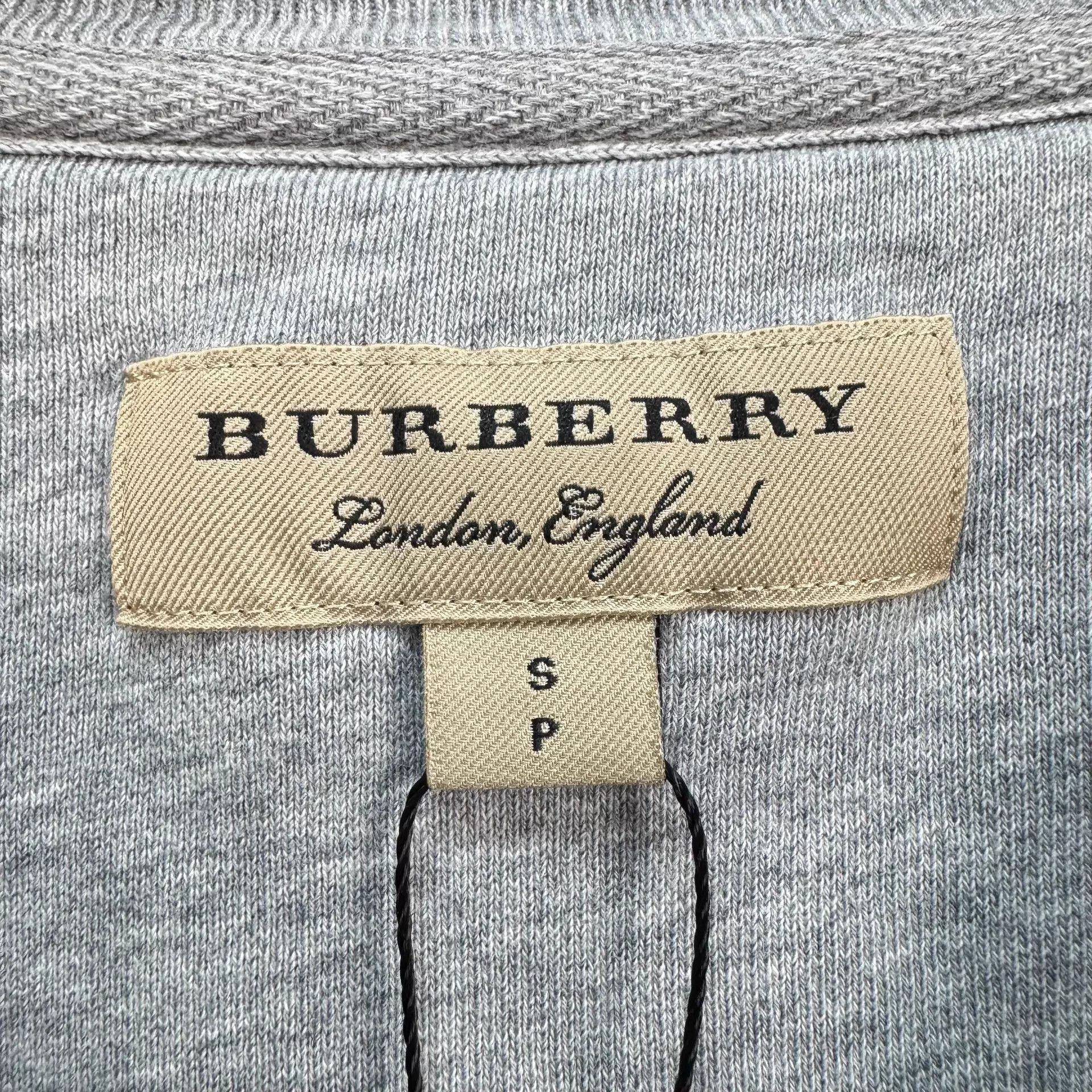 Burberry Burberry Check Logo Print Sweatshirt S 98 New Size S / US 4 / IT 40 - 6 Thumbnail