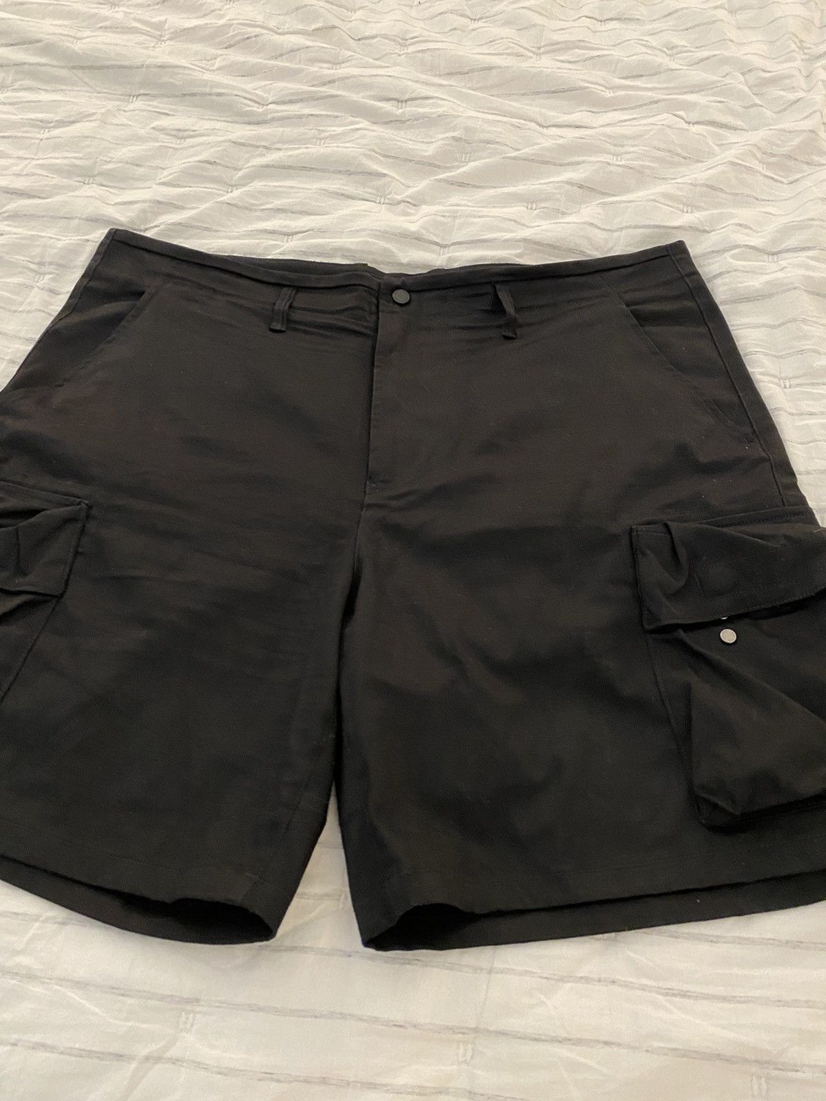 Feature Hockney Cargo Short Black Sz 38, Men's — image 4 of 6