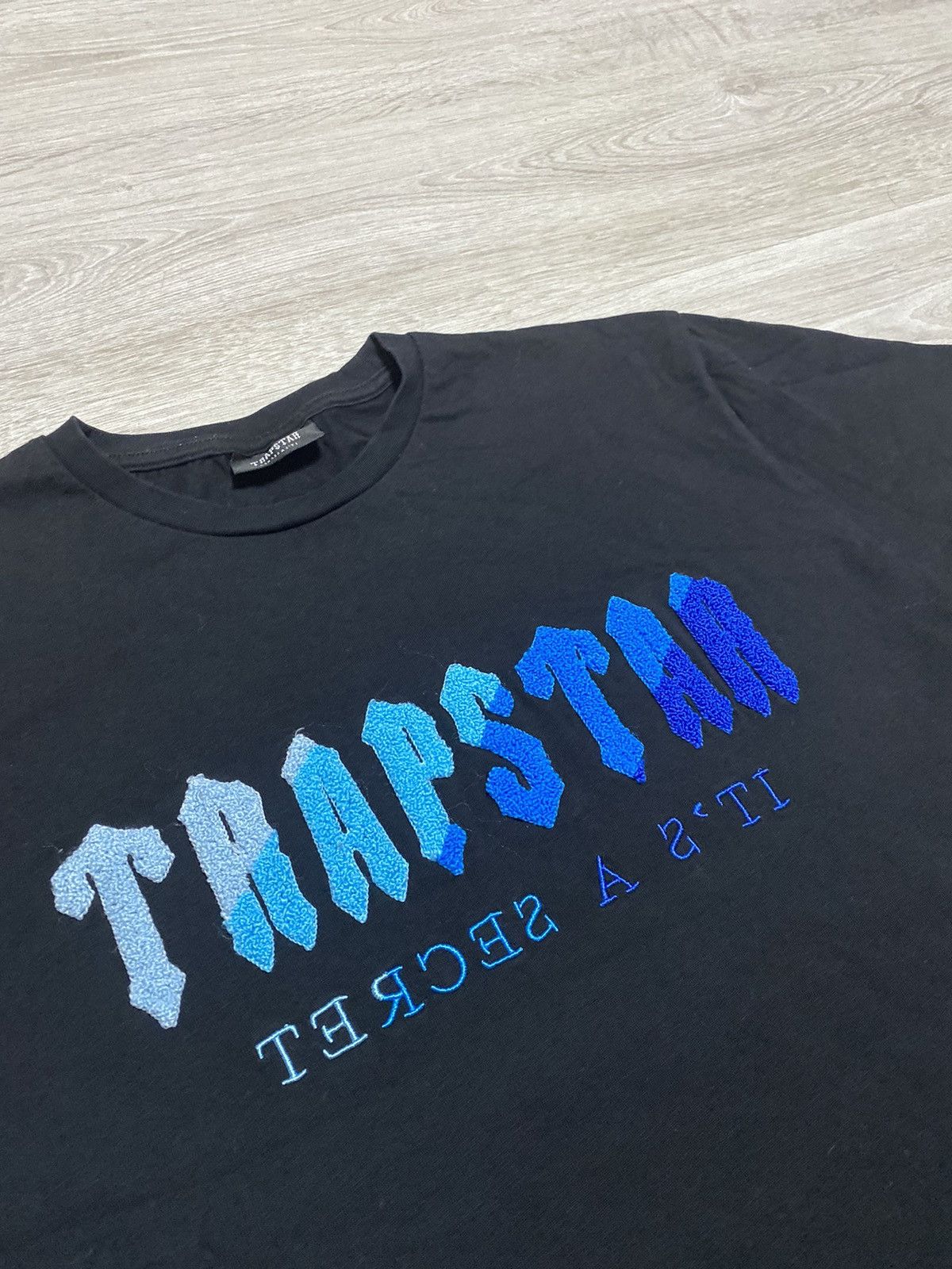 Trapstar London Big Logo TRAPSTAR T-shirt Size XL It’s A Secret Size US XL / EU 56 / 4 - 1 Thumbnail