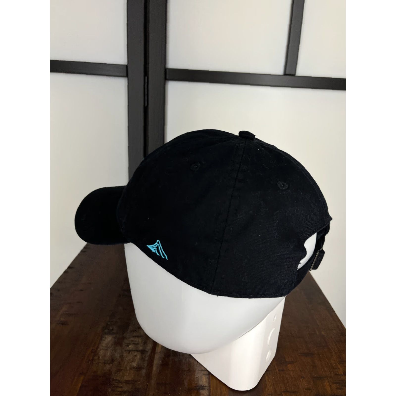 Vintage Pound The Rock Hat Cap Strap Back One Size Adult Black Cotton Twill Outdoor Baseball Cap Men Adjustable Lightweight Logo Outdoor Size ONE SIZE - 5 Thumbnail