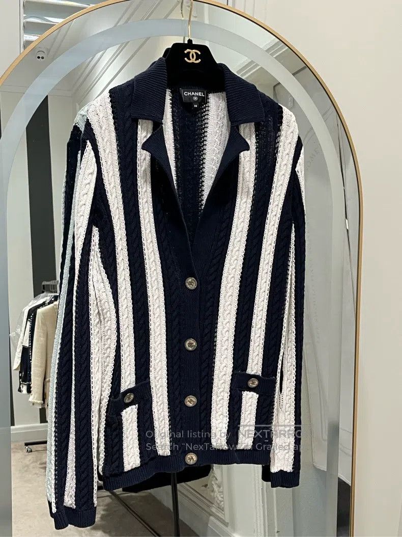 Chanel Chanel 23-year-old dark blue stitching white striped knitt Size XS / US 0-2 / IT 36-38 - 1 Thumbnail