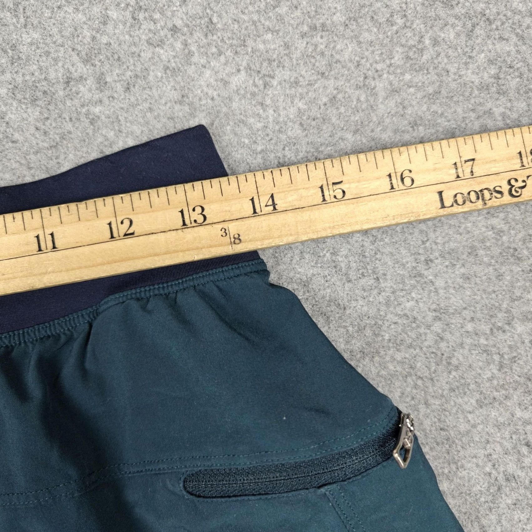 Lululemon Lululemon Mens Small Green Running Shorts Microfiber Athletic 9 Inch Size US 29 - 5 Thumbnail