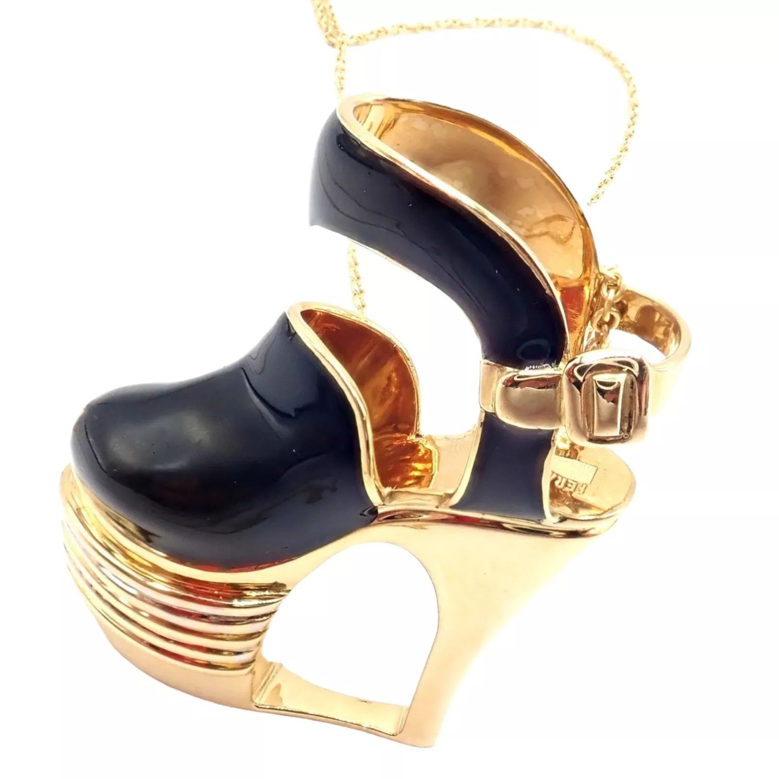 18K Yellow Gold Enamel Shoe Pendant Necklace