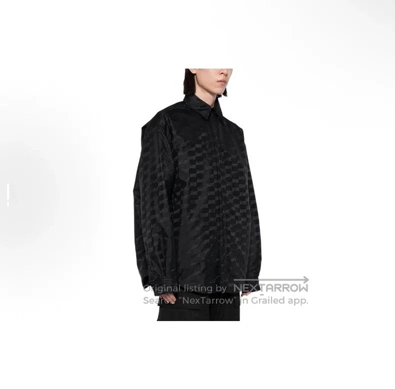 Balenciaga Balenciaga Alphabet Embroidered Single Button Collar Long Size US M / EU 48-50 / 2 - 9 Thumbnail