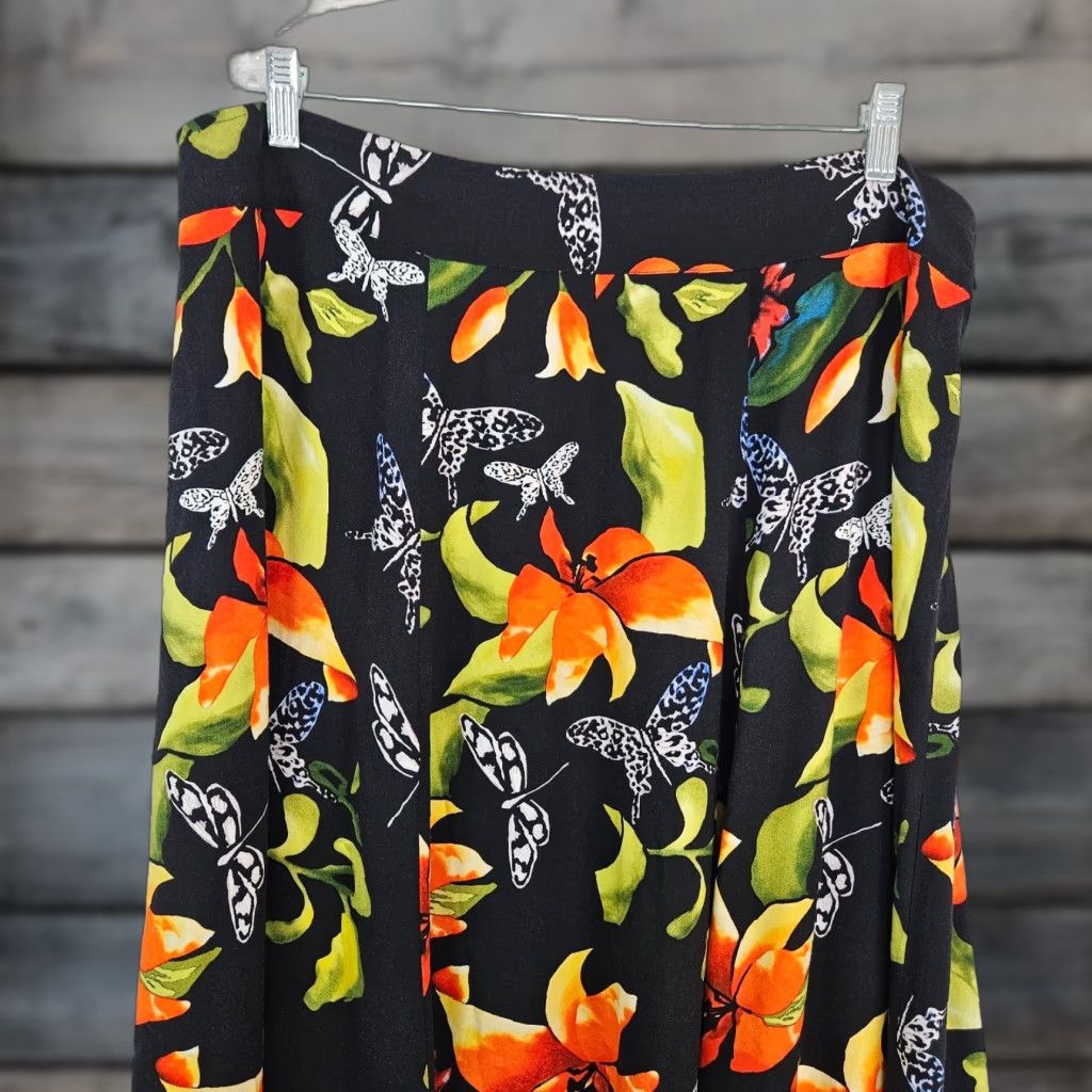 Soft Surroundings **Womens Black XL Floral Rayon Skirt** User: Soft Surroundings Womens Black XL Floral Rayon Skirt Size 40" / US 18 - 1 Thumbnail