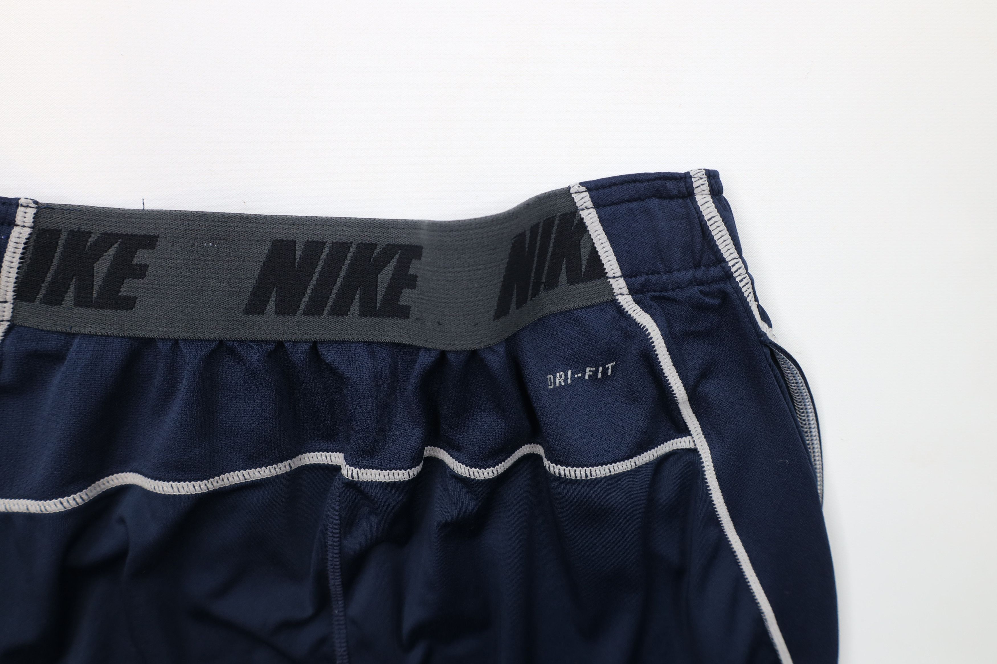 Nike × Vintage Vintage Y2K Nike Baseball Mini Swoosh Above Knee Shorts Size US 34 / EU 50 - 13 Thumbnail