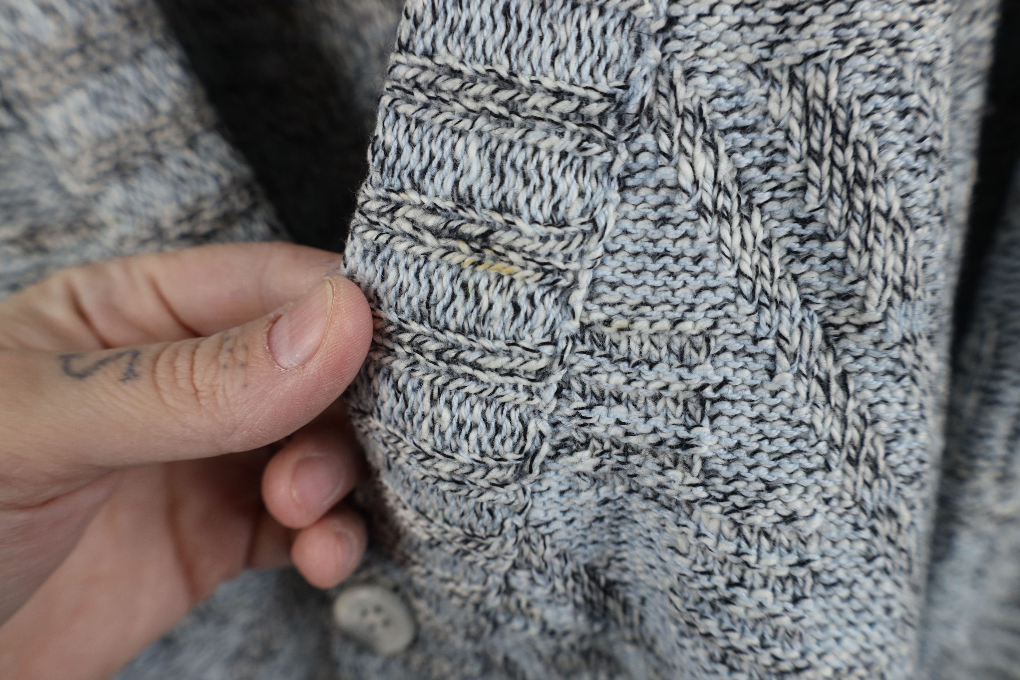 Vintage Vintage 90s Streetwear Geometric Knit Cardigan Sweater USA Size US L / EU 52-54 / 3 - 4 Thumbnail