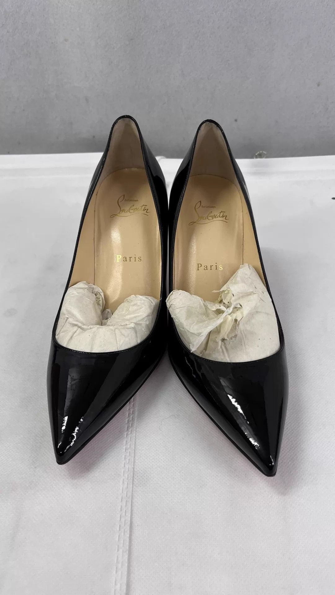 Christian Louboutin CL Red Sole Pump EU 38 with box Size US 7.5 / IT 37.5 - 1 Thumbnail