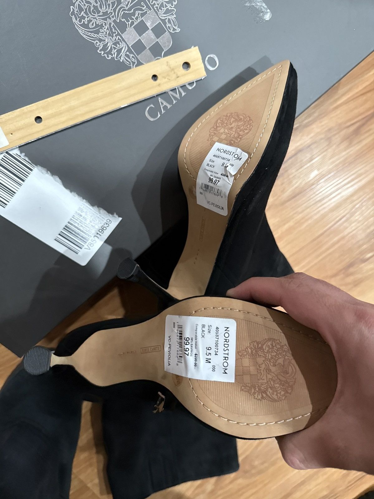 Vince Camuto Vince Camuto Peviolia Size US 9.5 / IT 39.5 - 2 Thumbnail