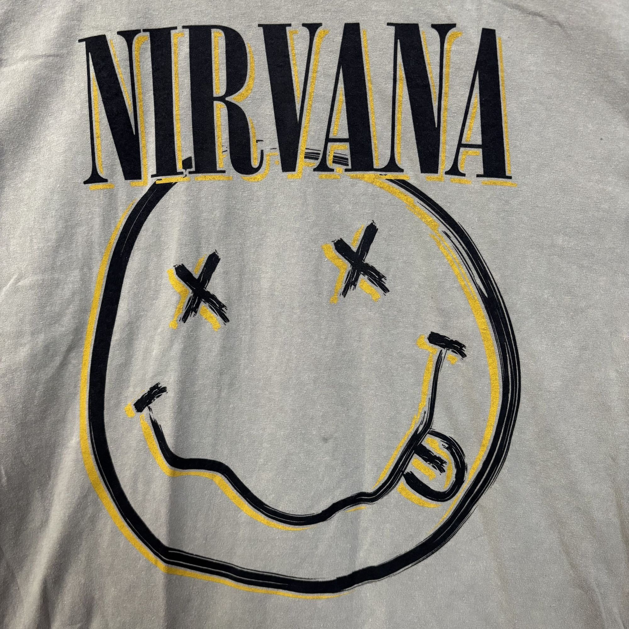 Nirvana Nirvana Smiley Logo Gray Biege T-Shirt XL Size US XL / EU 56 / 4 - 3 Thumbnail