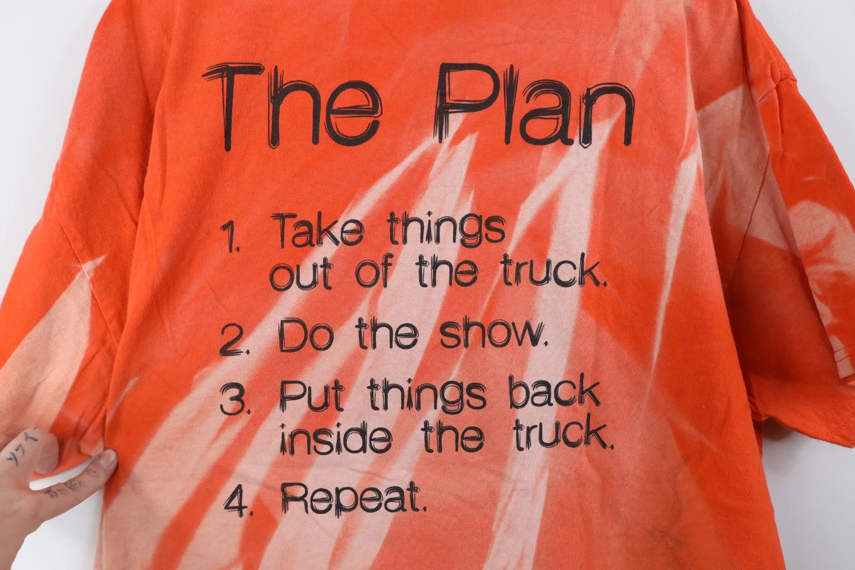 Vintage Vintage Y2K Cirque du Soleil Arena Tour Crew T-Shirt Orange Size US XL / EU 56 / 4 - 13 Thumbnail