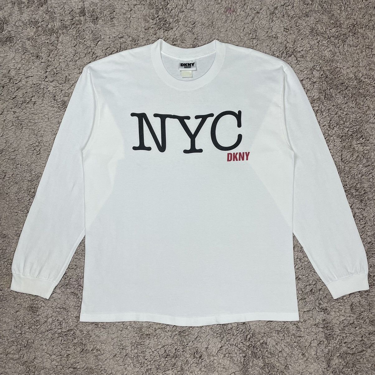 image of Vintage Dkny Nyc Longsleeve T-Shirt in White, Men's (Size Large)