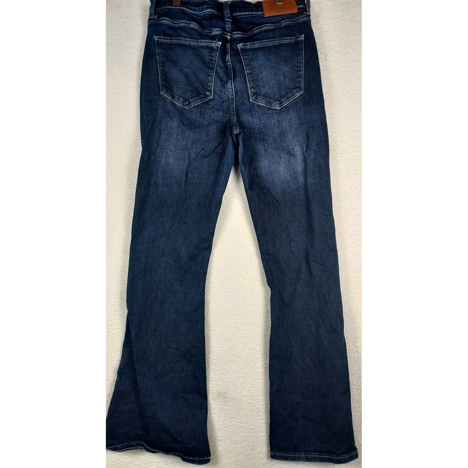 Lucky Brand Lucky Brand Stevie High Rise Flare Jeans Women 8 Dark Wash Denim Blue Bohemian 5-Pocket Zipper Regular Size 8 Jeans Mens? Size 30" / US 8 / IT 44 - 2 Thumbnail