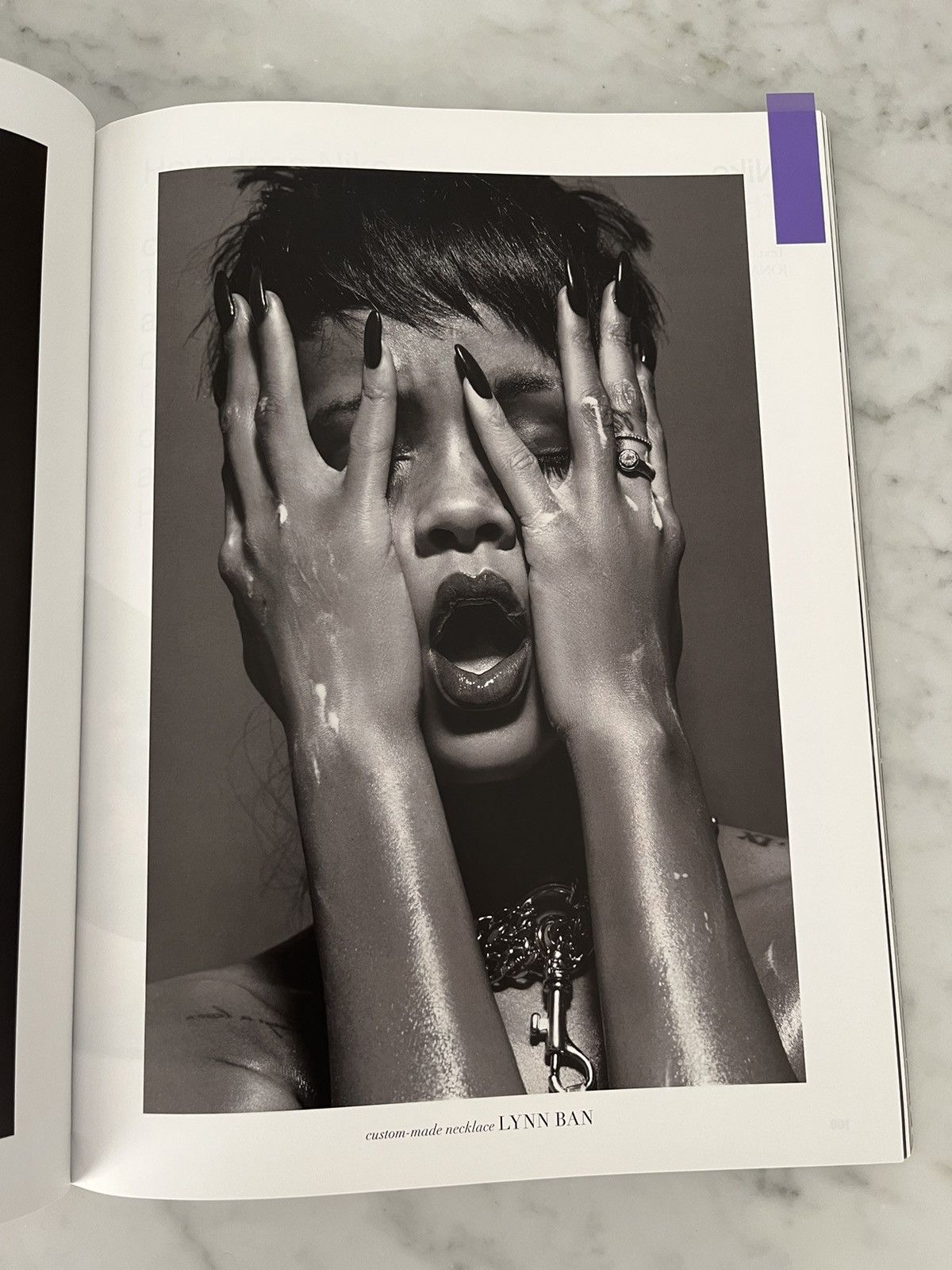 Other RIHANNA 032c MAGAZINE 25th ISSUE BERLIN WINTER 2013/14 Size ONE SIZE - 24 Thumbnail
