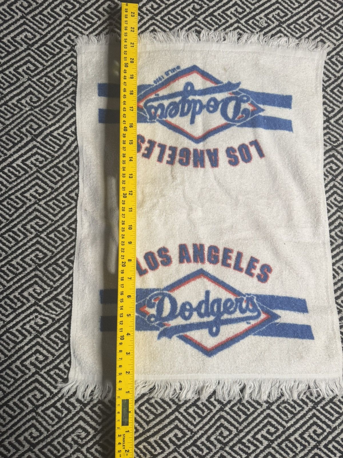 MLB 1985 Vintage Los Angeles Dodgers Fan Sweat Towel Size ONE SIZE - 23 Thumbnail