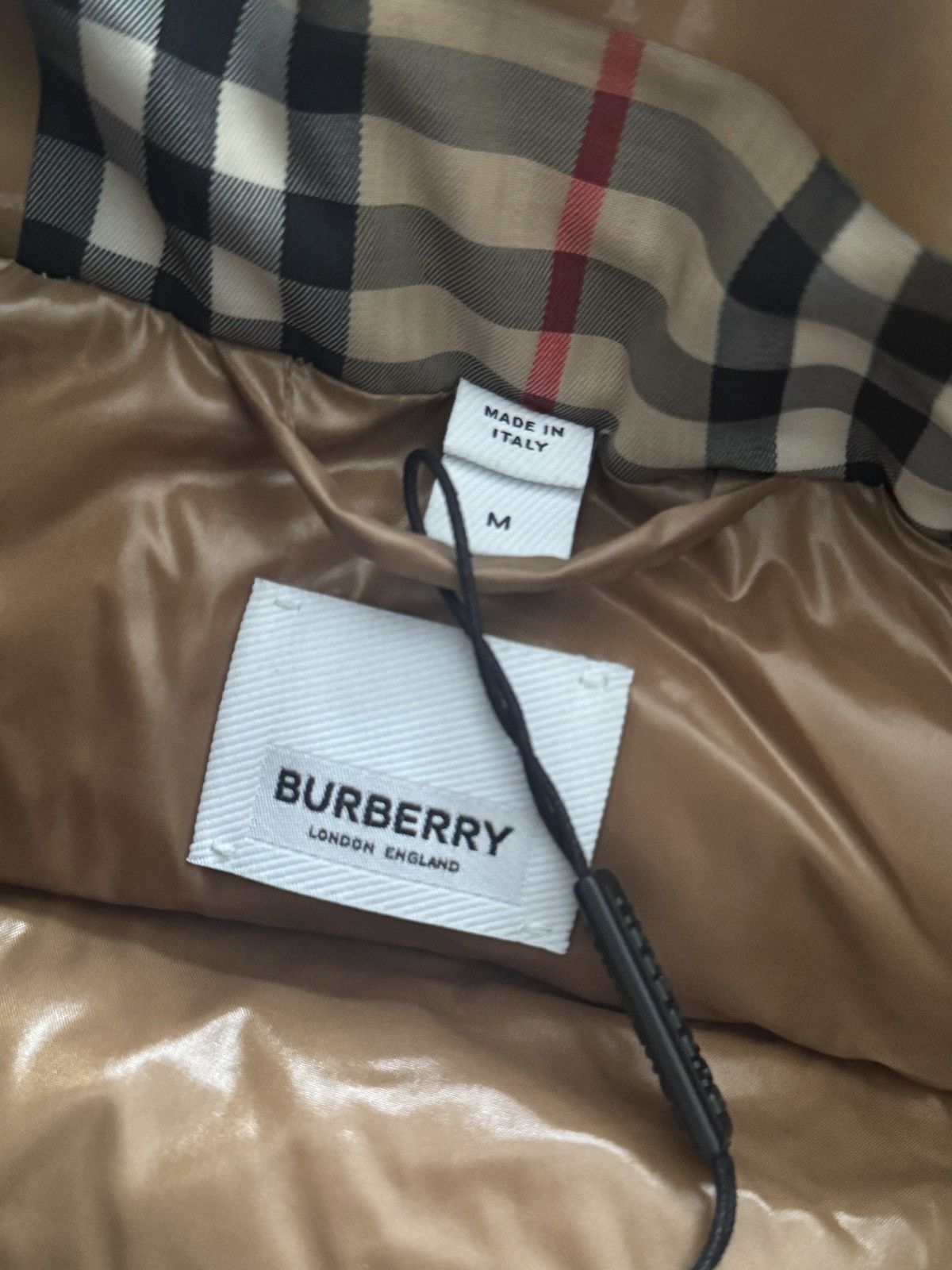 Burberry Burberry Tape Puffer Jacket NWT Size M Size US M / EU 48-50 / 2 - 4 Thumbnail