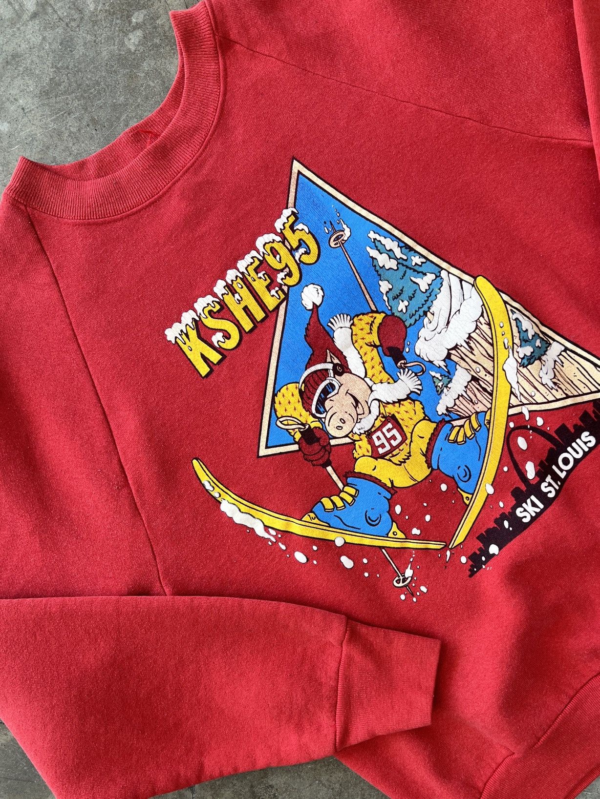 Vintage Vintage Ski KSHE 95 St. Louis Crewneck Small Size US S / EU 44-46 / 1 - 1 Thumbnail