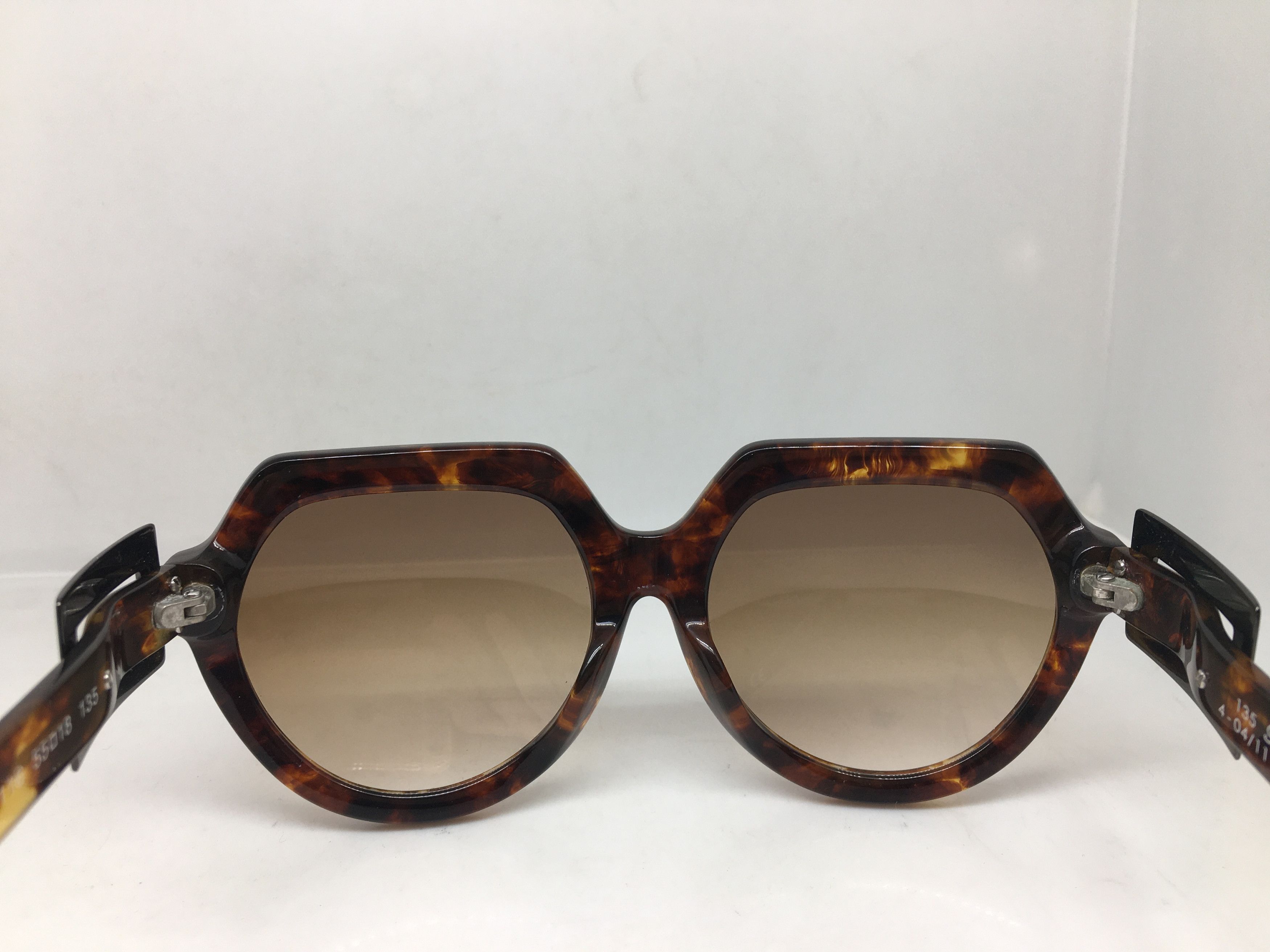 Other Handmade Roger Vivier Tortoise Sunglasses Frame Size ONE SIZE - 5 Thumbnail