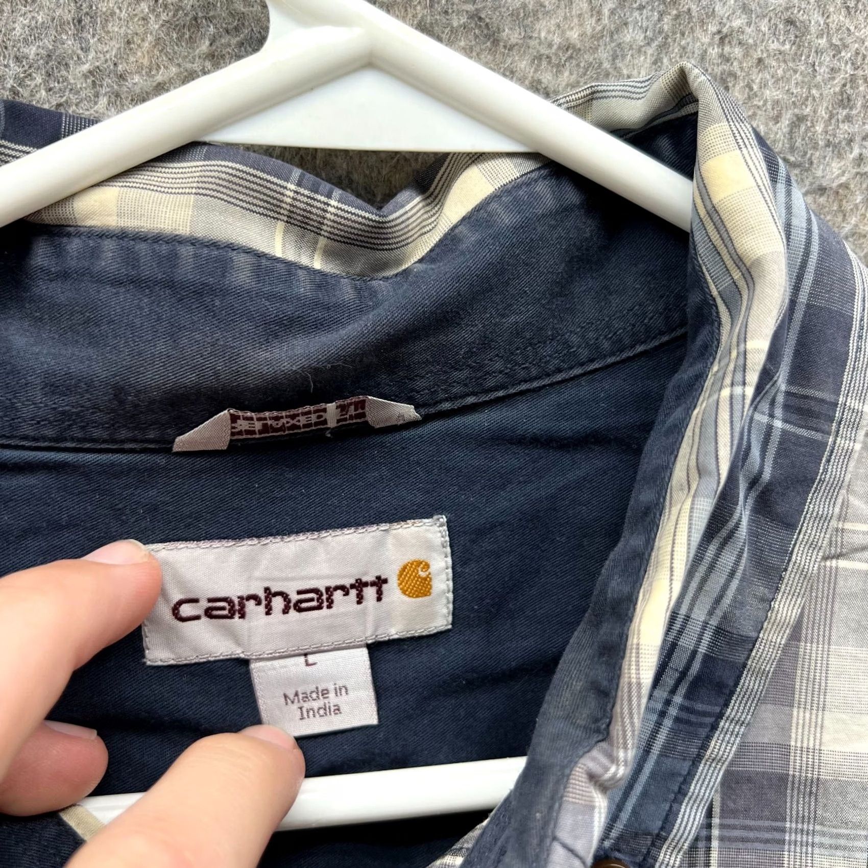 Carhartt VINTAGE Carhartt Shirt Mens L Blue Plaid Button-Down Relaxed Bellvue Outdoors Size US L / EU 52-54 / 3 - 7 Thumbnail