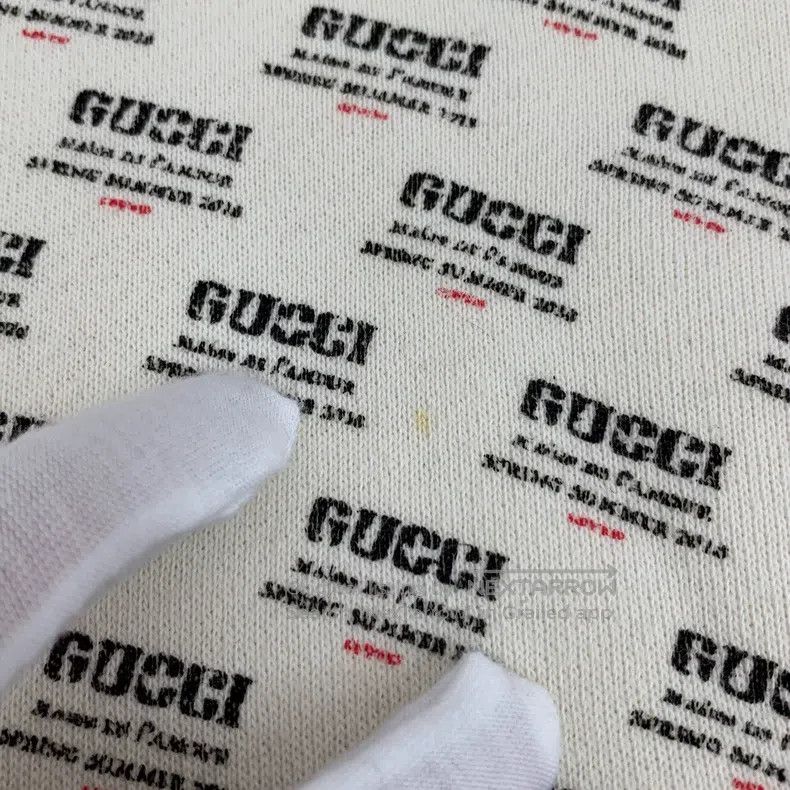 Gucci Gucci Beige logo letter full print cotton hooded long-slee Size US S / EU 44-46 / 1 - 9 Thumbnail