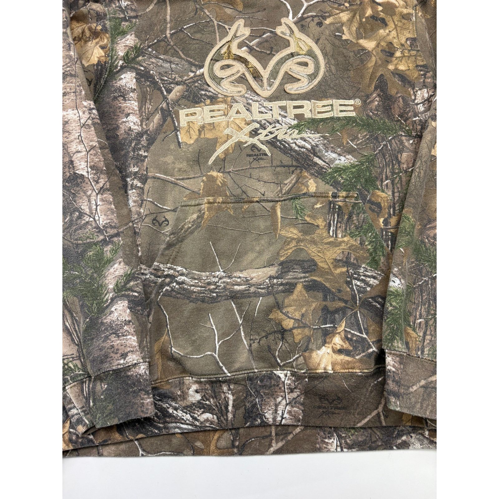 Vintage Real Tree All Over Print Camo Hooded Sweatshirt Size XL Size US XL / EU 56 / 4 - 6 Thumbnail