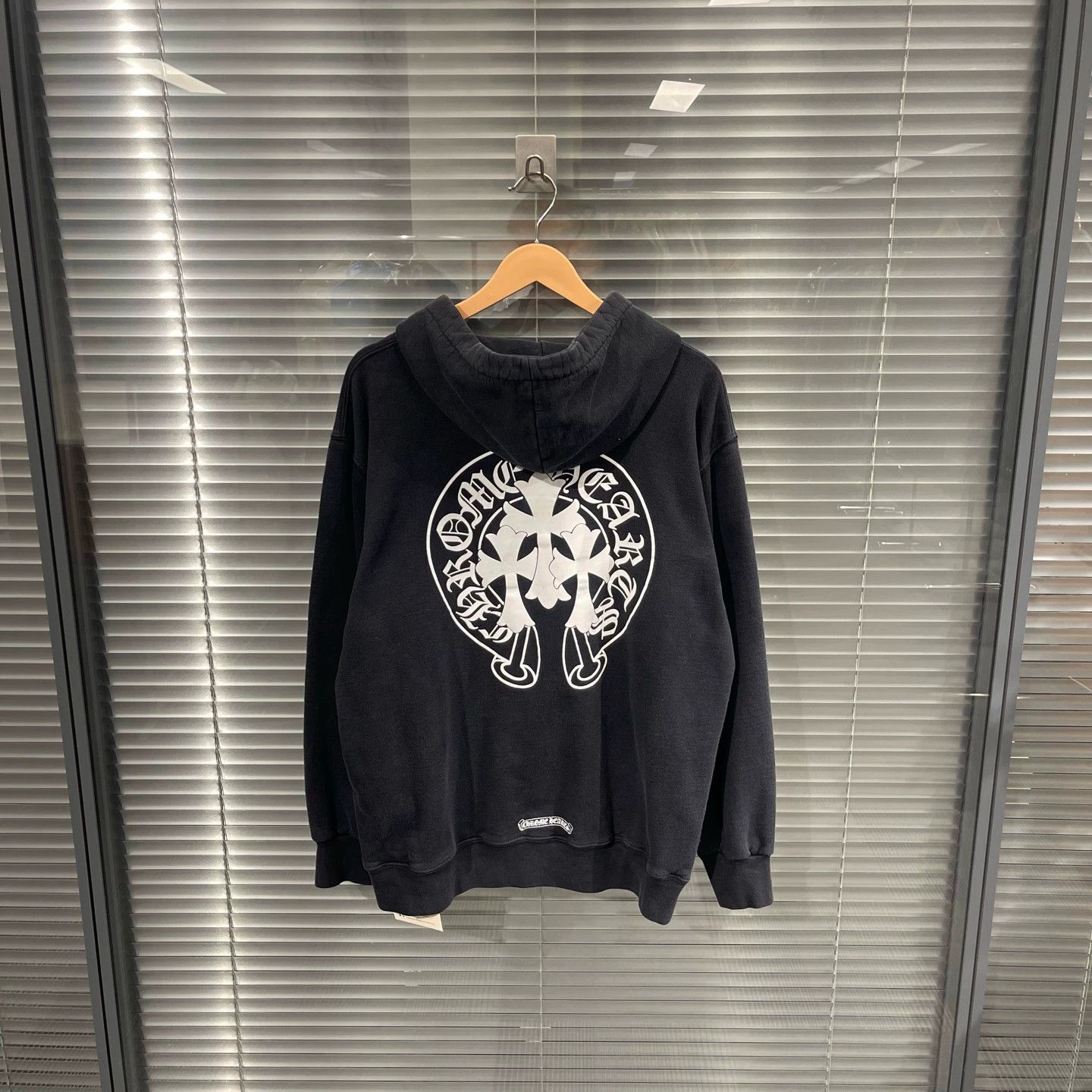 Chrome Hearts Chrome Hearts Black Horseshoe Cross Silver Sword Zip Jacket Size US XL / EU 56 / 4 - 2 Thumbnail