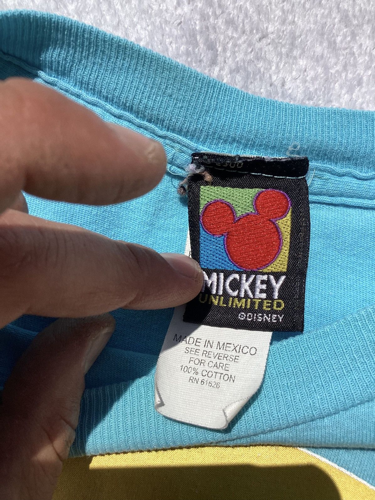 Mickey Unlimited Vintage 90s/Y2K, Mickey Unlimited, Disney character T-shirt Size US XL / EU 56 / 4 - 3 Thumbnail