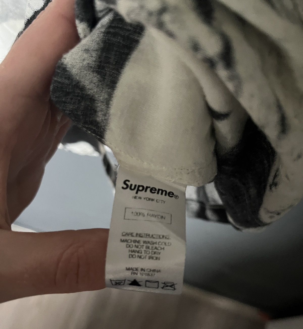 Supreme SS14 Supreme Flamingo Rayon Shirt Size Medium Size US M / EU 48-50 / 2 - 7 Thumbnail
