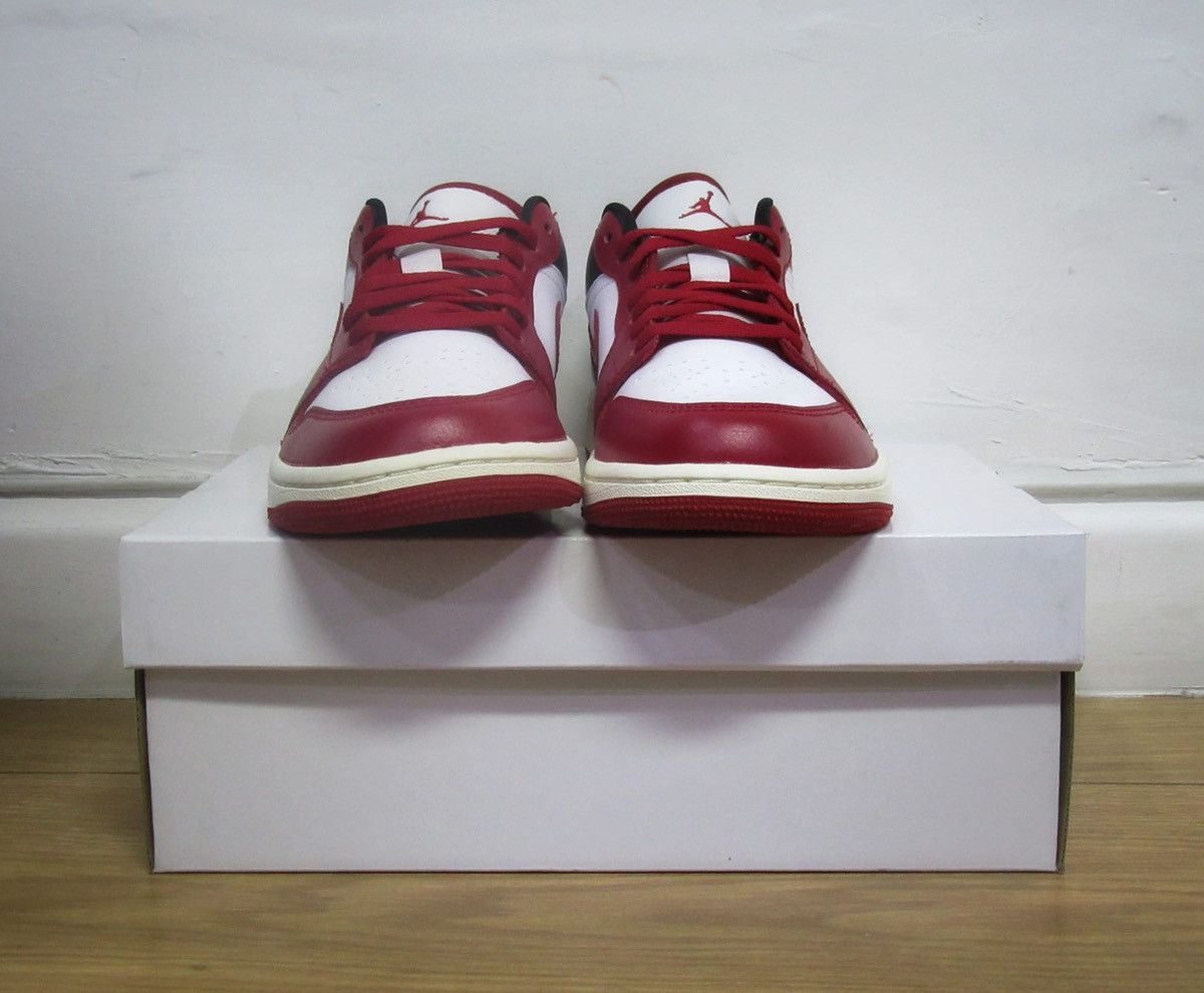 Jordan Brand Air Jordan 1 Low WMNS Reverse Black Toe 2022 EU 40.5-US 9 Size US 7.5 / EU 40-41 - 4 Thumbnail