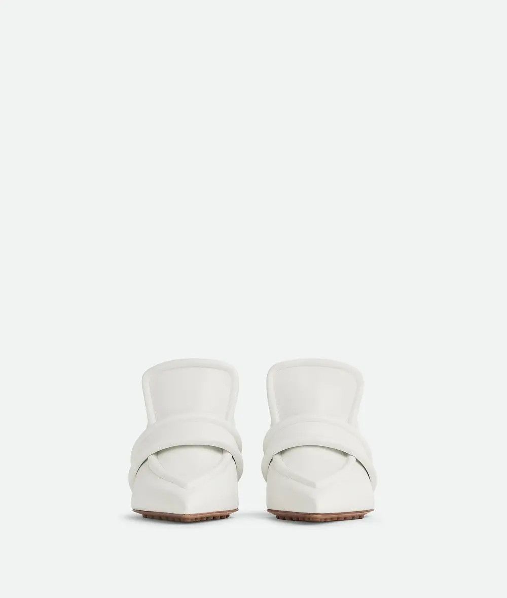 Bottega Veneta o1n1vont1225 Spada Pumps in Optic White Size US 5.5 / IT 35.5 - 2 Thumbnail